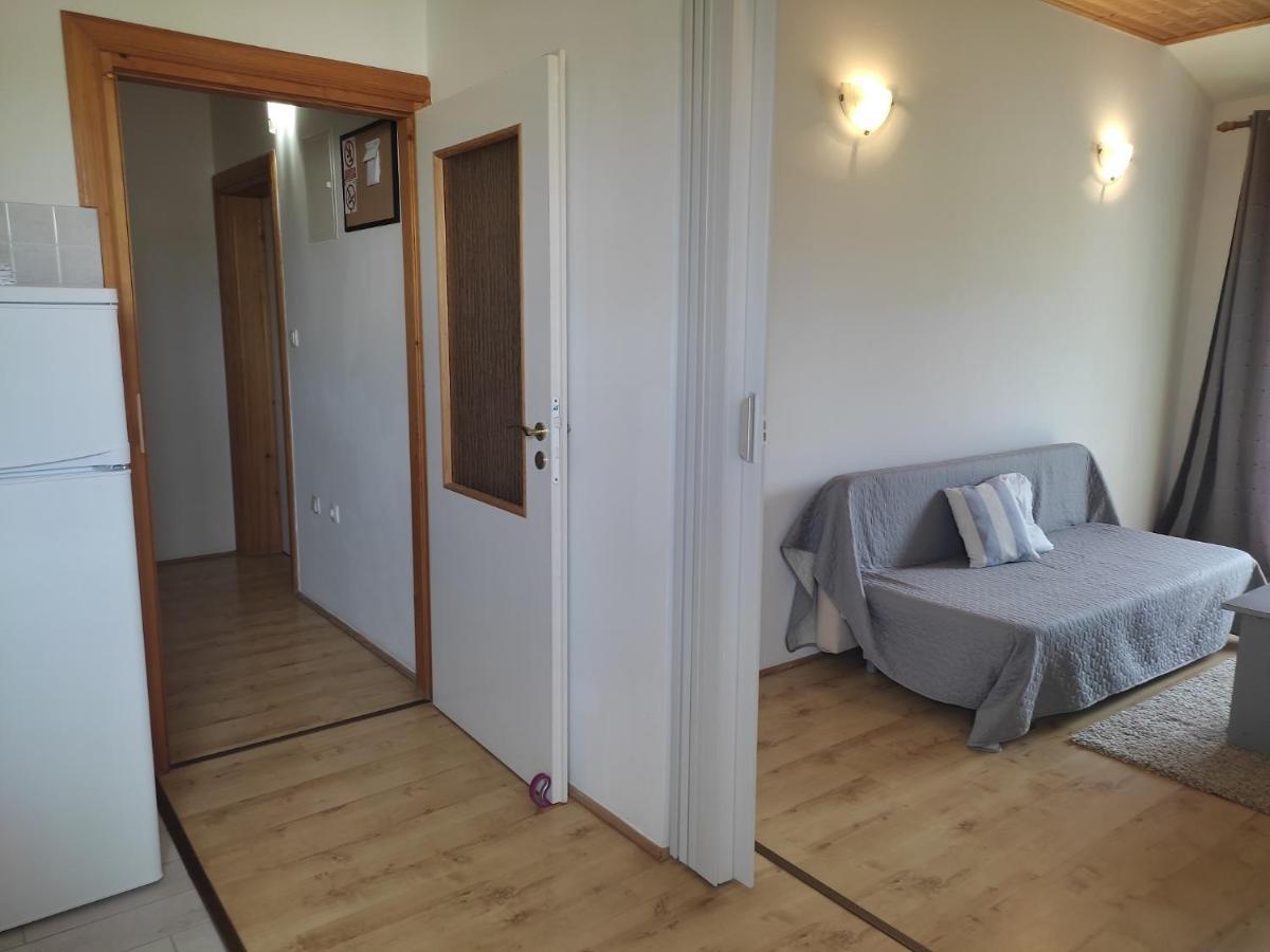 Apartment Arba 1 With Heated Pool ราบ ภายนอก รูปภาพ